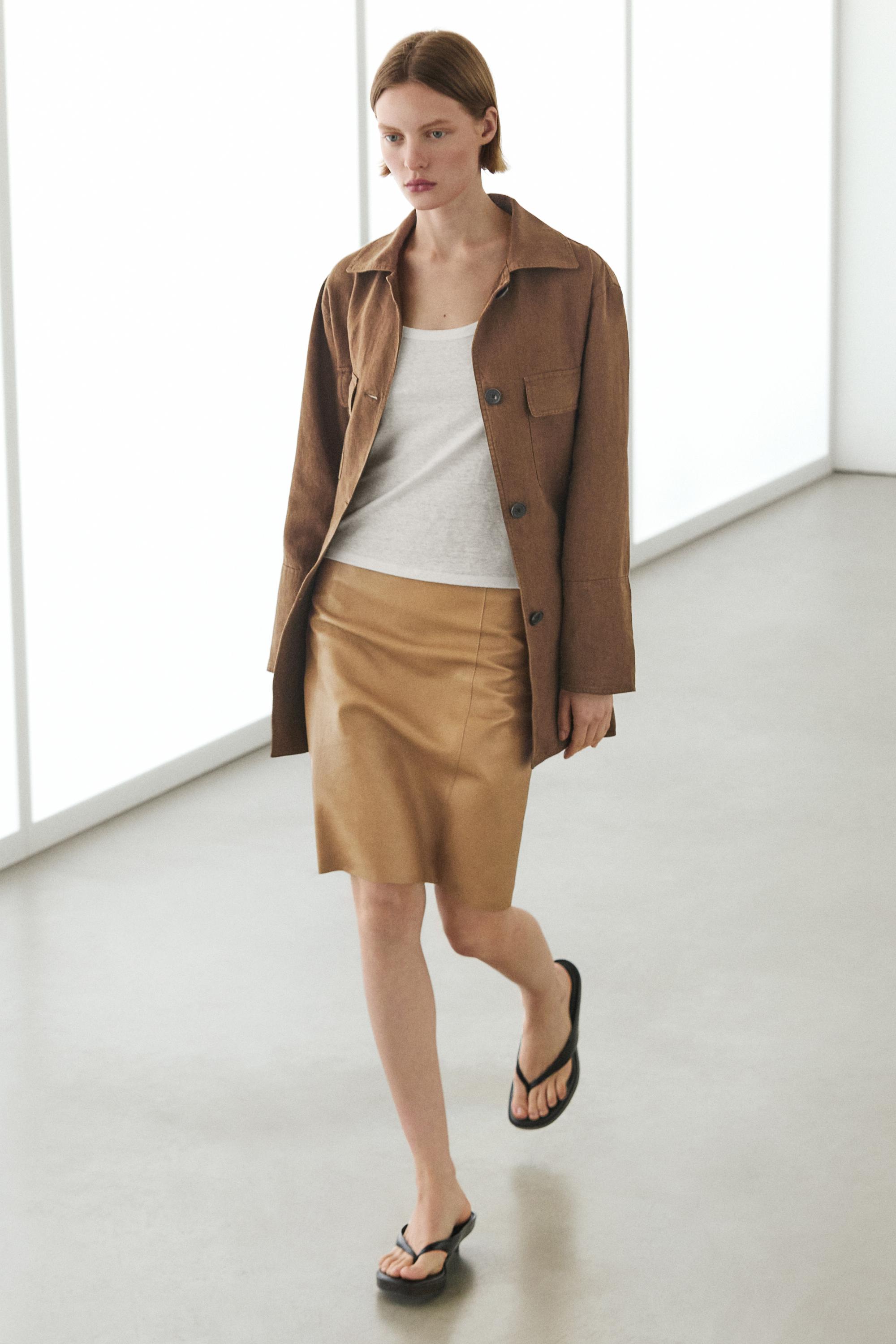 Minijupe en cuir nappa